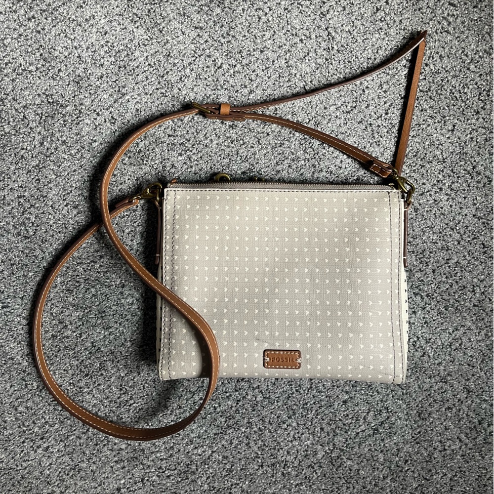 Fossil Emma Crossbody Grey White Hearts Handbag 10 x 8 Purse